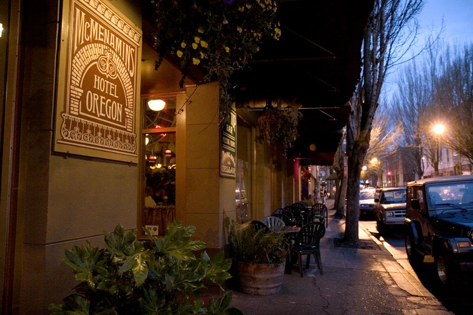 Mcmenamins Hotel Oregon Макминнвилл Экстерьер фото
