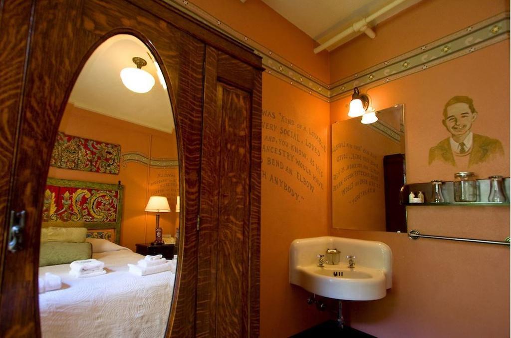 Mcmenamins Hotel Oregon Макминнвилл Экстерьер фото